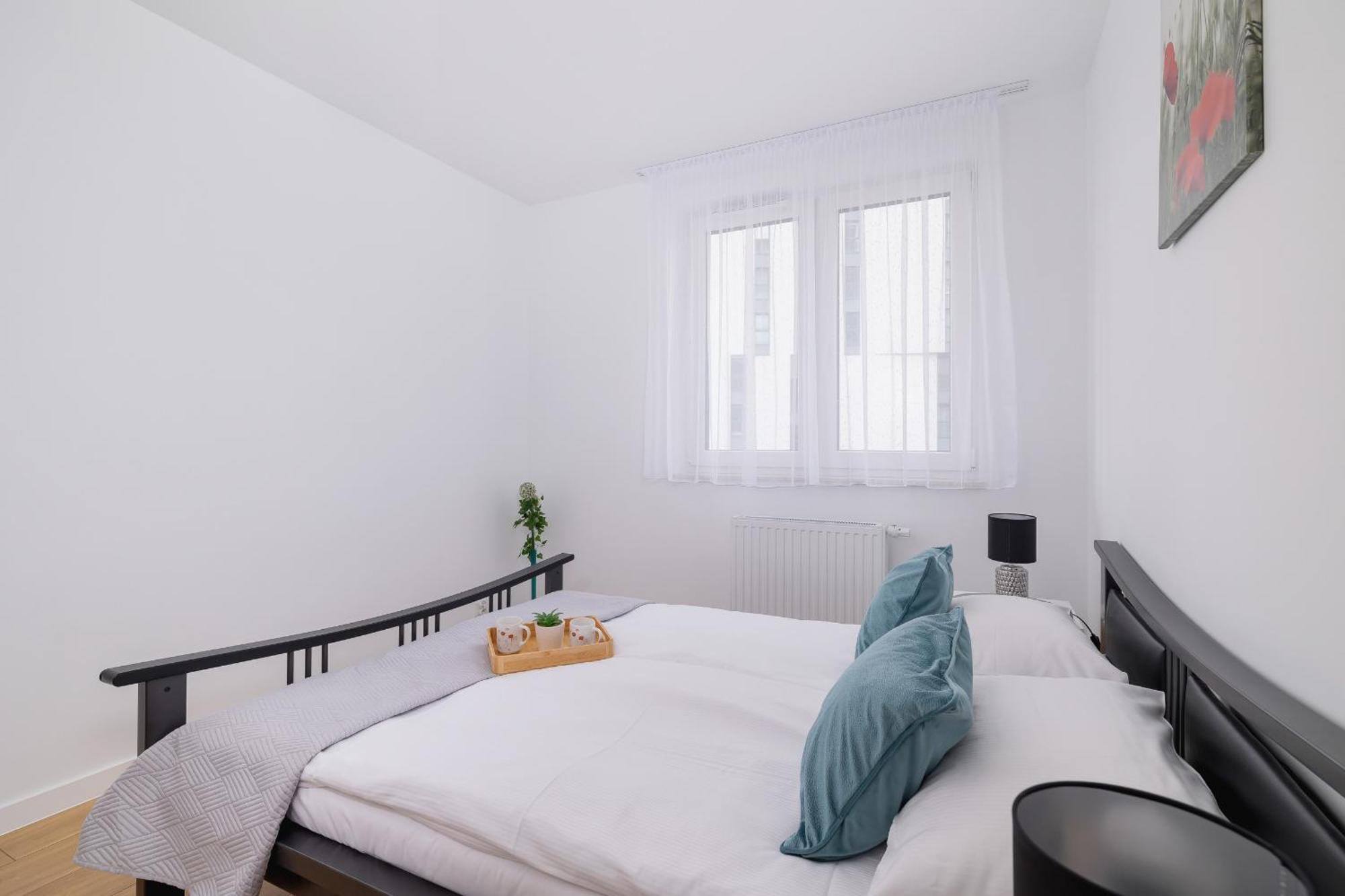 Modern Apartment With Parking Near Tauron Arena By Rent Like Home 克拉科夫 外观 照片
