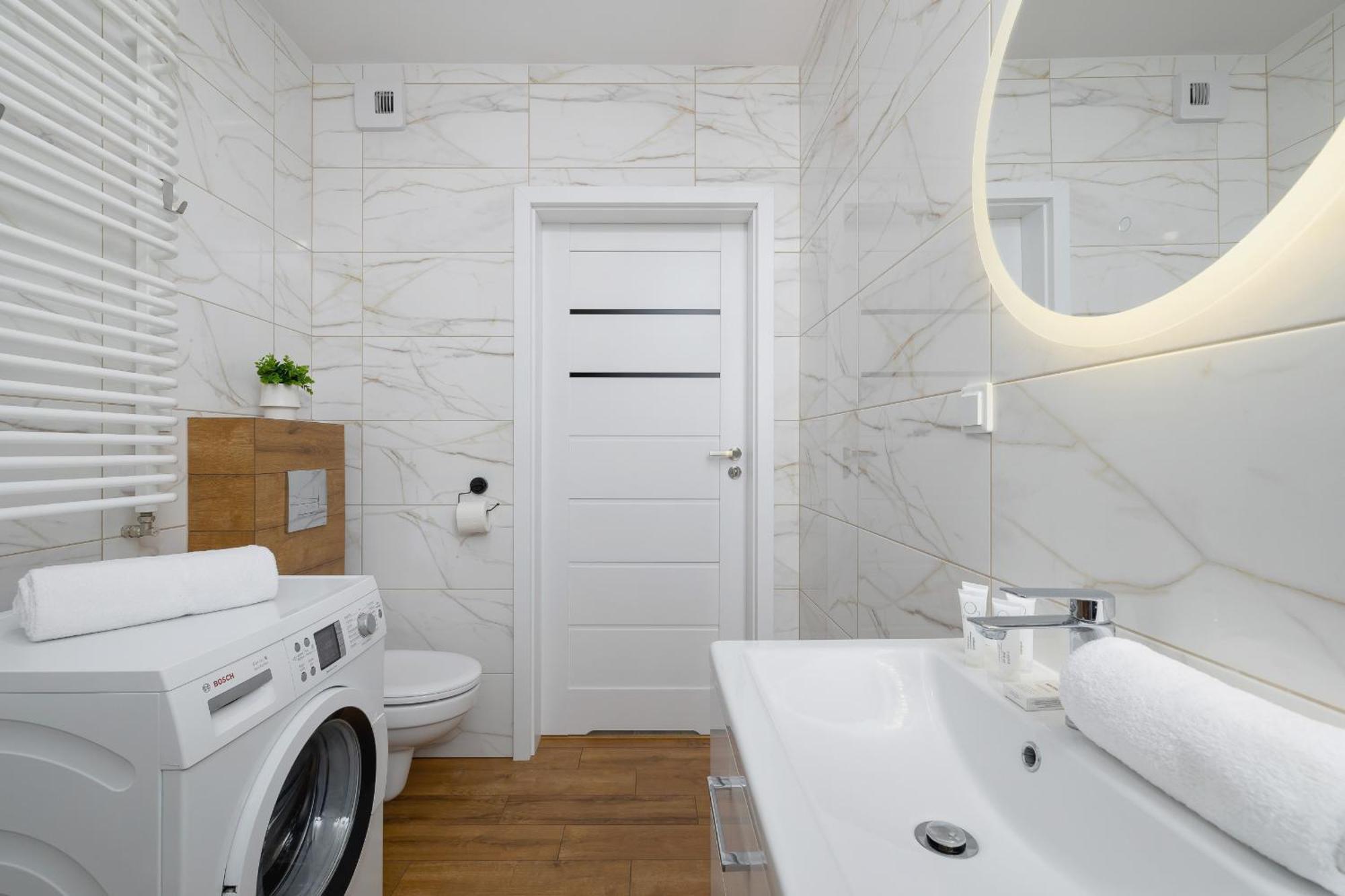 Modern Apartment With Parking Near Tauron Arena By Rent Like Home 克拉科夫 外观 照片