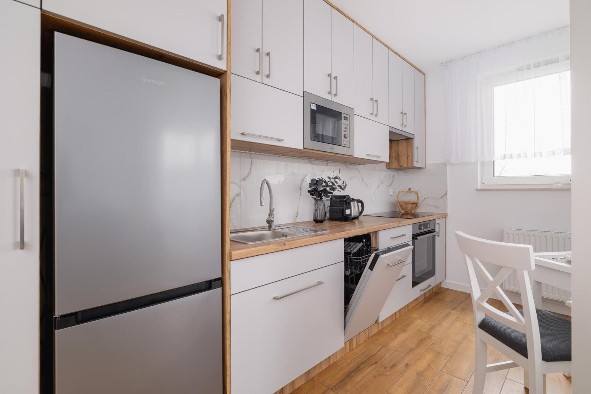 Modern Apartment With Parking Near Tauron Arena By Rent Like Home 克拉科夫 外观 照片
